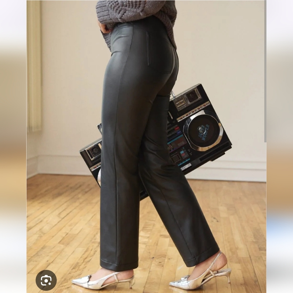 Reitmans Straight Leg Faux Leather High Waist Black Women's Pants